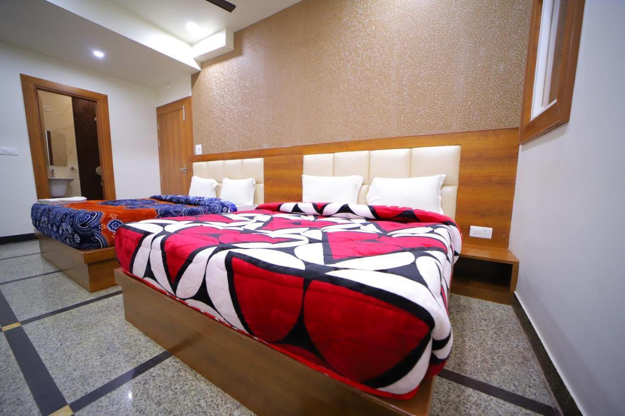Hotel Royal Phoenix Agra  Exterior foto